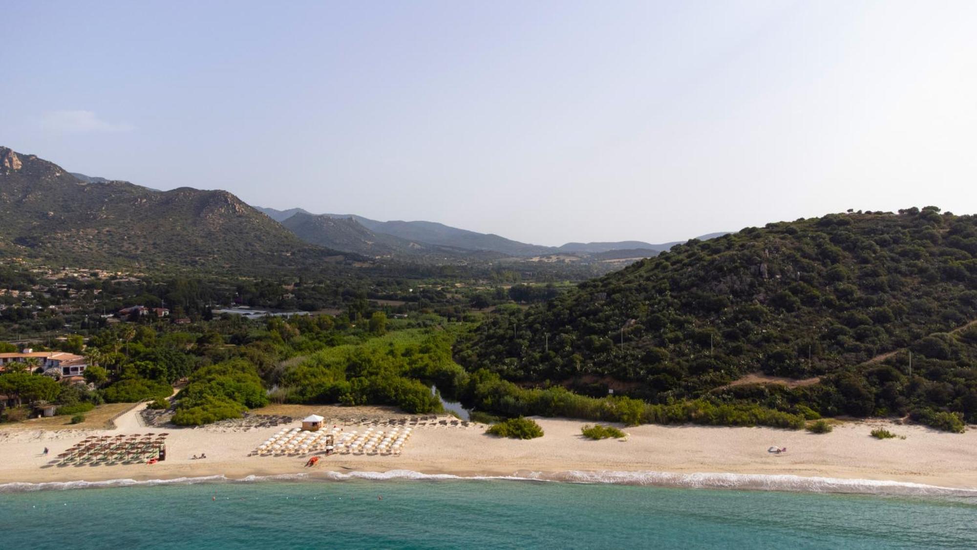Ih Hotels Le Zagare Resort Villasimius Esterno foto