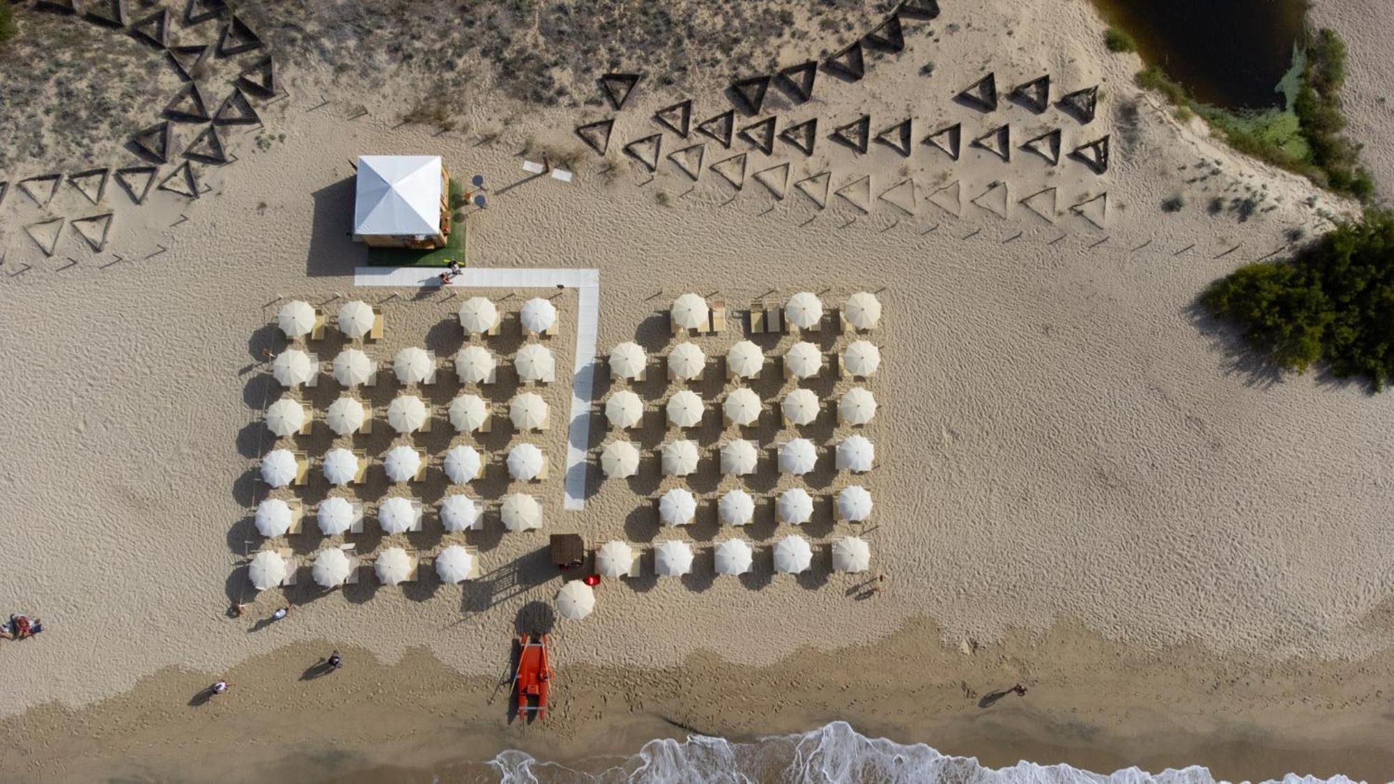 Ih Hotels Le Zagare Resort Villasimius Esterno foto