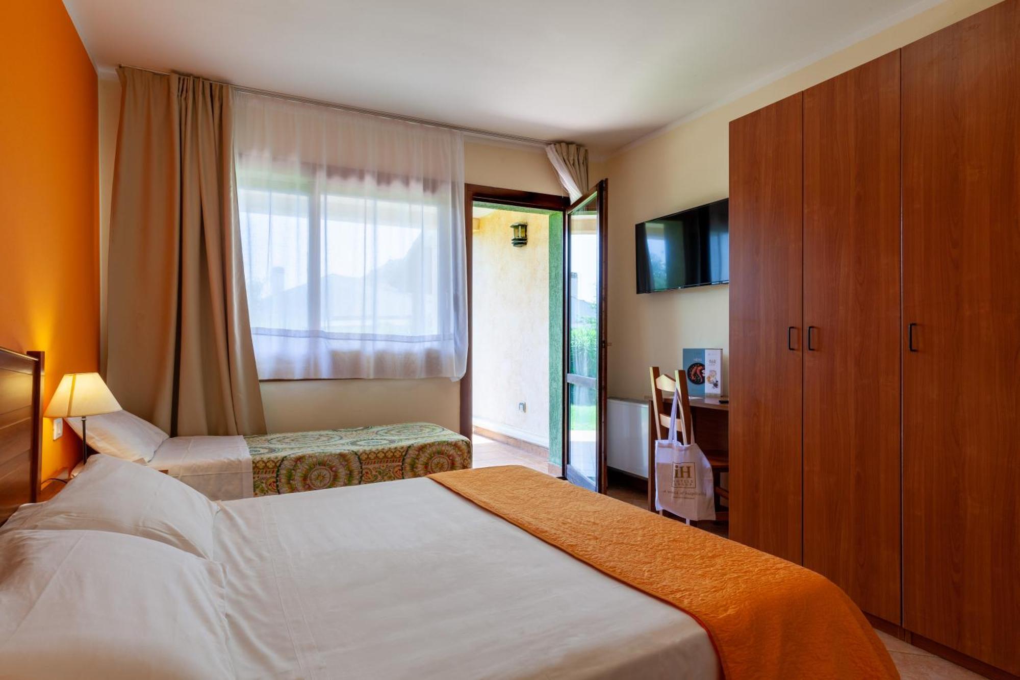 Ih Hotels Le Zagare Resort Villasimius Camera foto