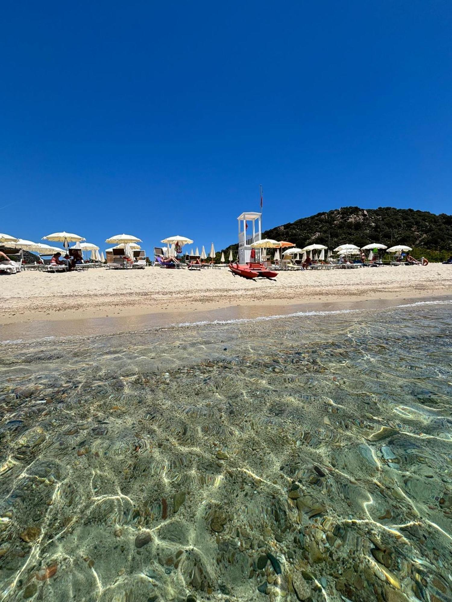 Ih Hotels Le Zagare Resort Villasimius Esterno foto