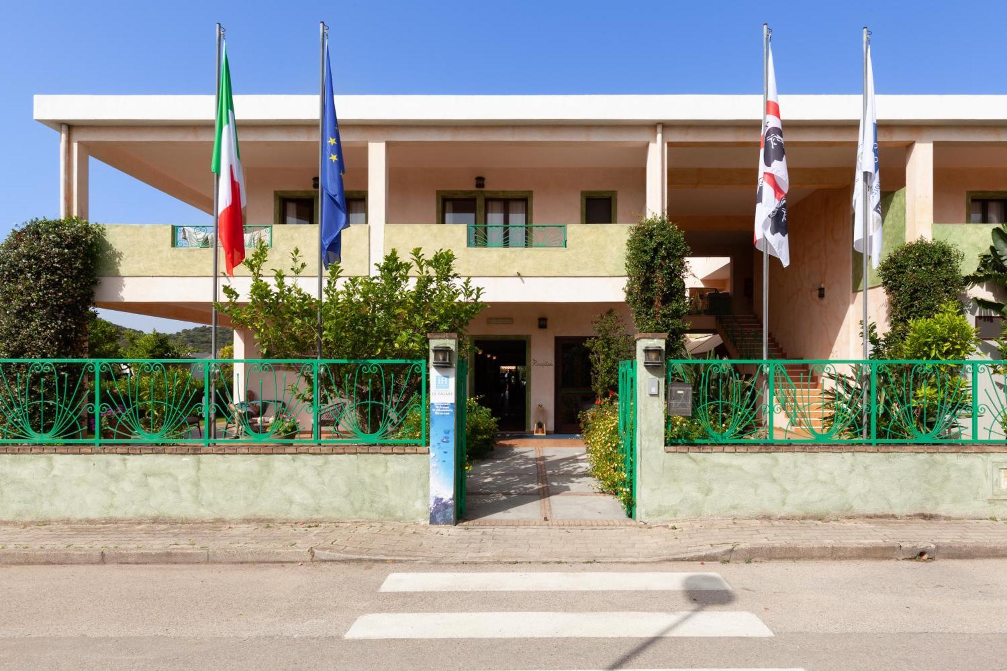 Ih Hotels Le Zagare Resort Villasimius Esterno foto