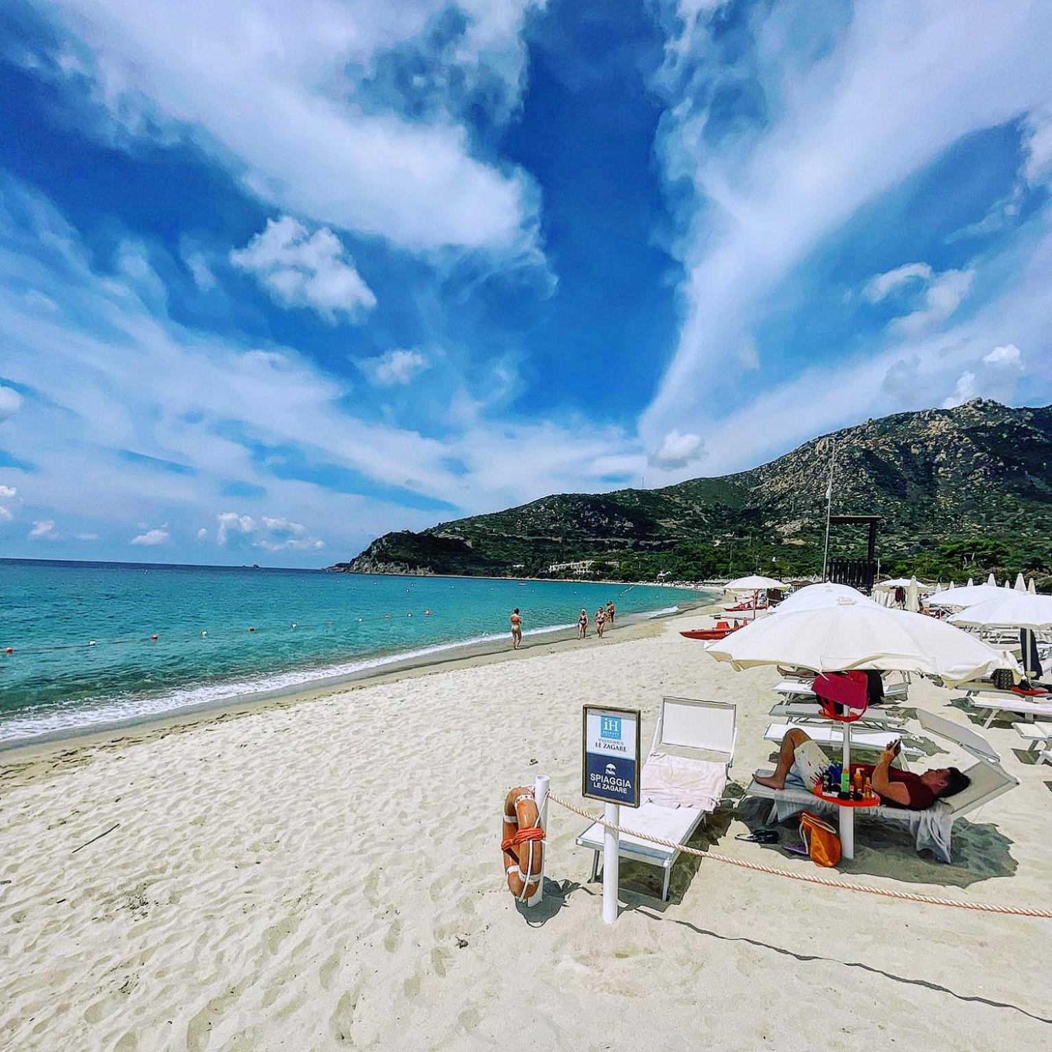 Ih Hotels Le Zagare Resort Villasimius Esterno foto